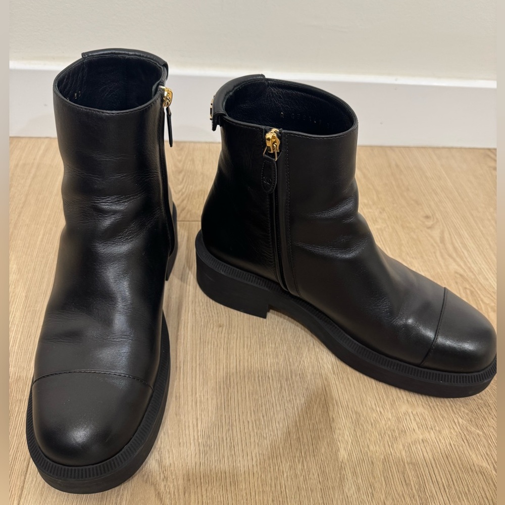 Chanel black booties 39
